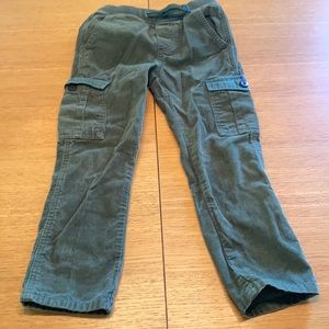 Mini bode, corduroy pants, hunter green.